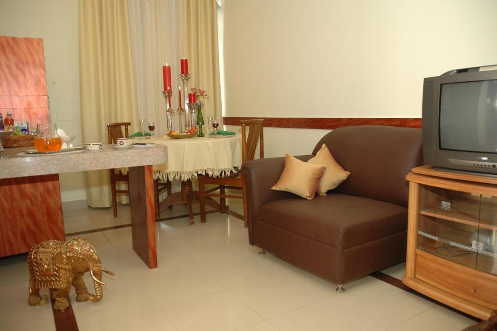 Istay Hotels Infantry Road Bangalore Esterno foto